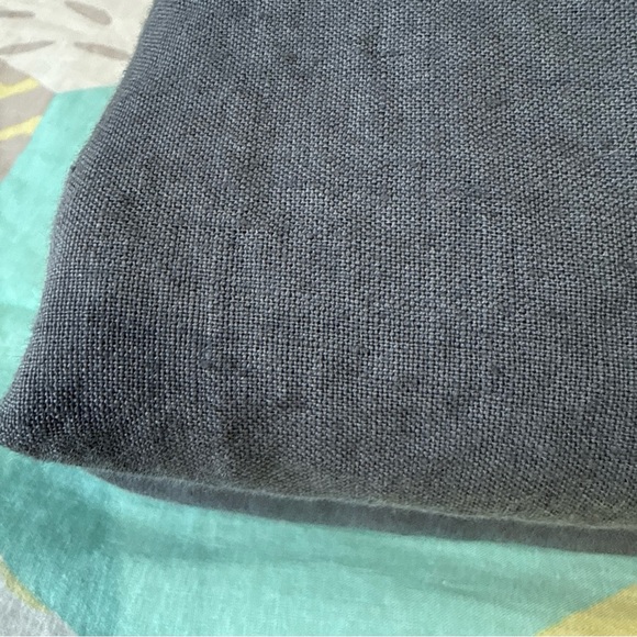 QUINCE European Linen 2 Piece Flat & Fitted Sheet Set Queen Charcoal Gray - Picture 3 of 14